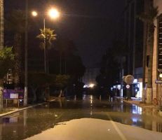 بسبب العاصفة.. إرتفاع منسوب مياه البحر وغرق الشوارع في هاتاي