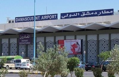 وفد من الطيران المدني البحريني في مطار دمشق اليوم