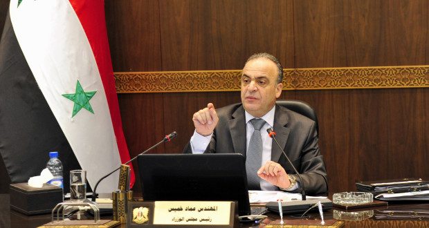 خميس يمنح وزير الاقتصاد رئاسة 5 لجان وزارية