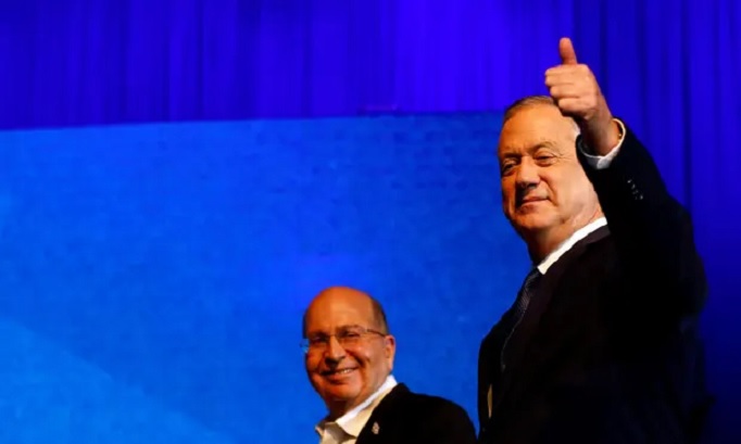 رئيس المعارضة الإسرائيلية بيني غانتس يفوز بالدعم اللازم لتشكيل الحكومة