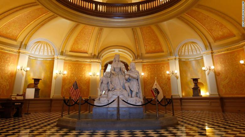 ولاية كاليفورنيا ستزيل تمثال كريستوفر كولومبوس من البرلمان المحلي