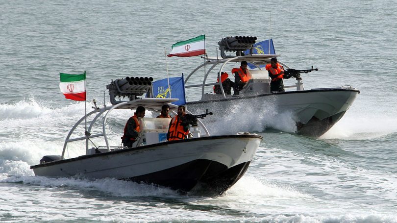 توتر في الخليج... إيران تعلن الاستيلاء على سفينة إماراتية واحتجاز طاقمها..