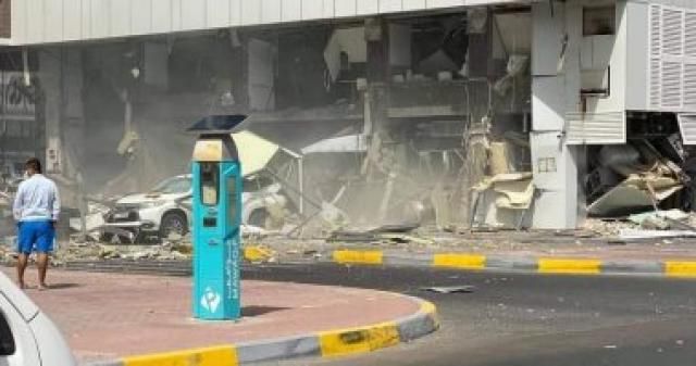انفجار في دبي.. والسلطات الإماراتية تعلن السيطرة على الوضع..