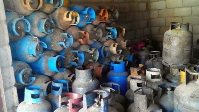 القبض على مجموعة تتاجر بمادة الغاز المنزلي في اللاذقية