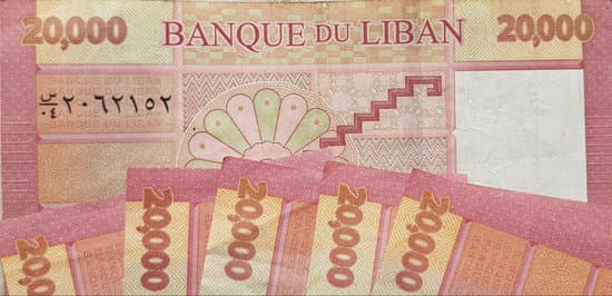 الليرة اللبنانية تهوي لمستوى غير مسبوق: 10 آلاف ليرة مقابل الدولار