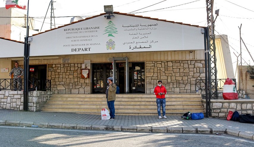 السماح بدخول اللبنانيين الموجودين في سورية إلى لبنان يوم الأربعاء