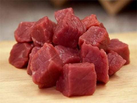 جمعية اللحامين: أسر كثيرة تشتري نصف أوقية فقط من اللحوم الحمراء