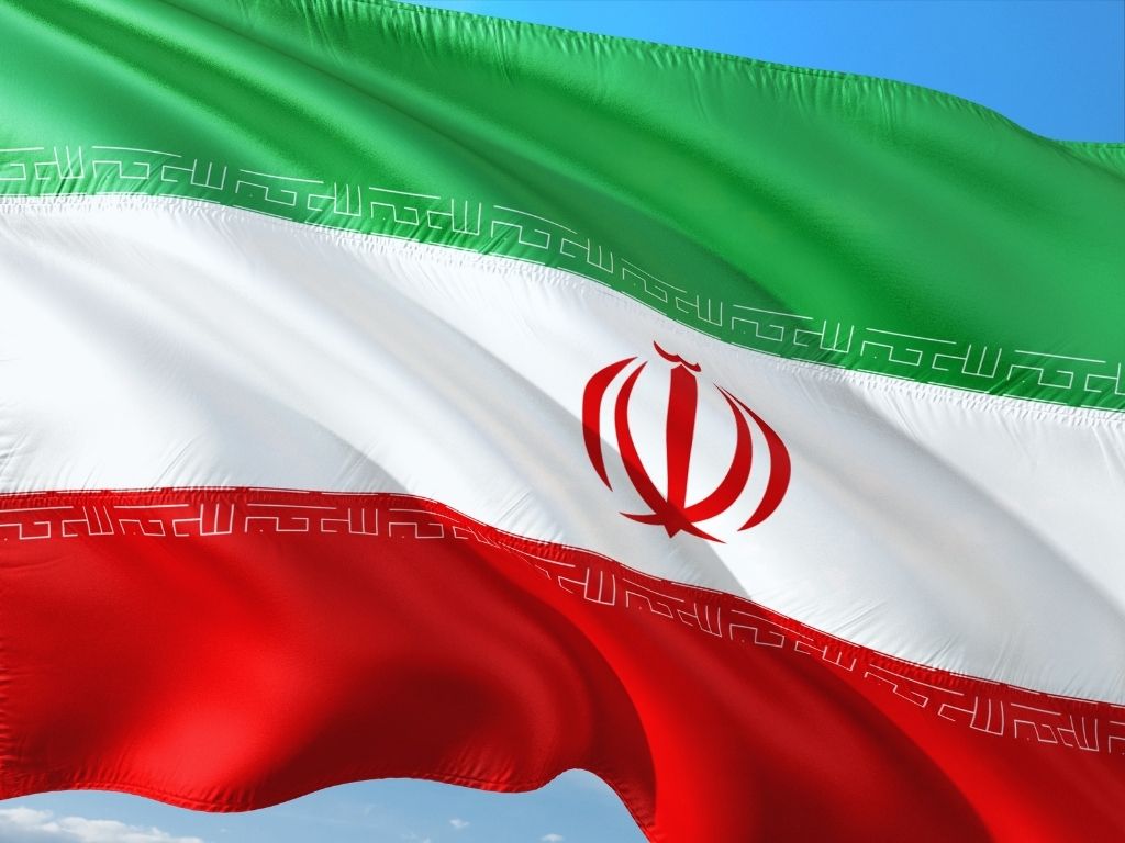 إيران تتوقع إنتاج 6.5 مليون برميل يومياً بسهولة عند رفع العقوبات الأمريكية