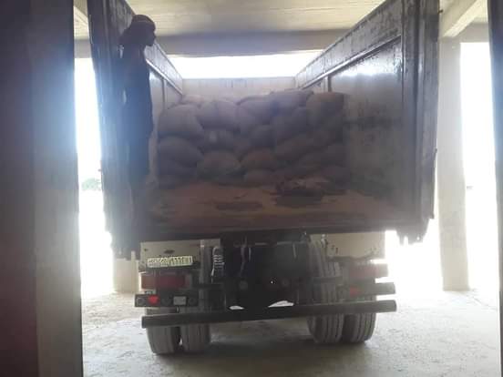 ضبط 131 كيساً من القمح بمخالفة الاتجار بها في دير الزور