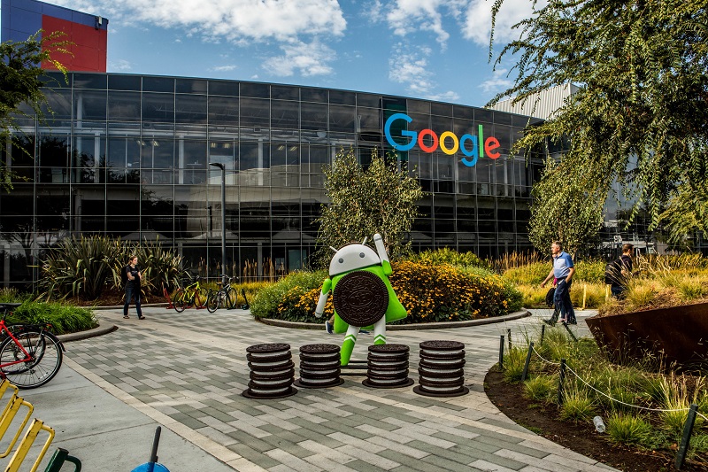 جوجل ستفرض لقاح كورونا على جميع موظفيها اللذين يعملون من المكاتب