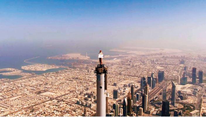 "طيران الإمارات" تكشف عن كواليس إعلان قمة برج خليفة