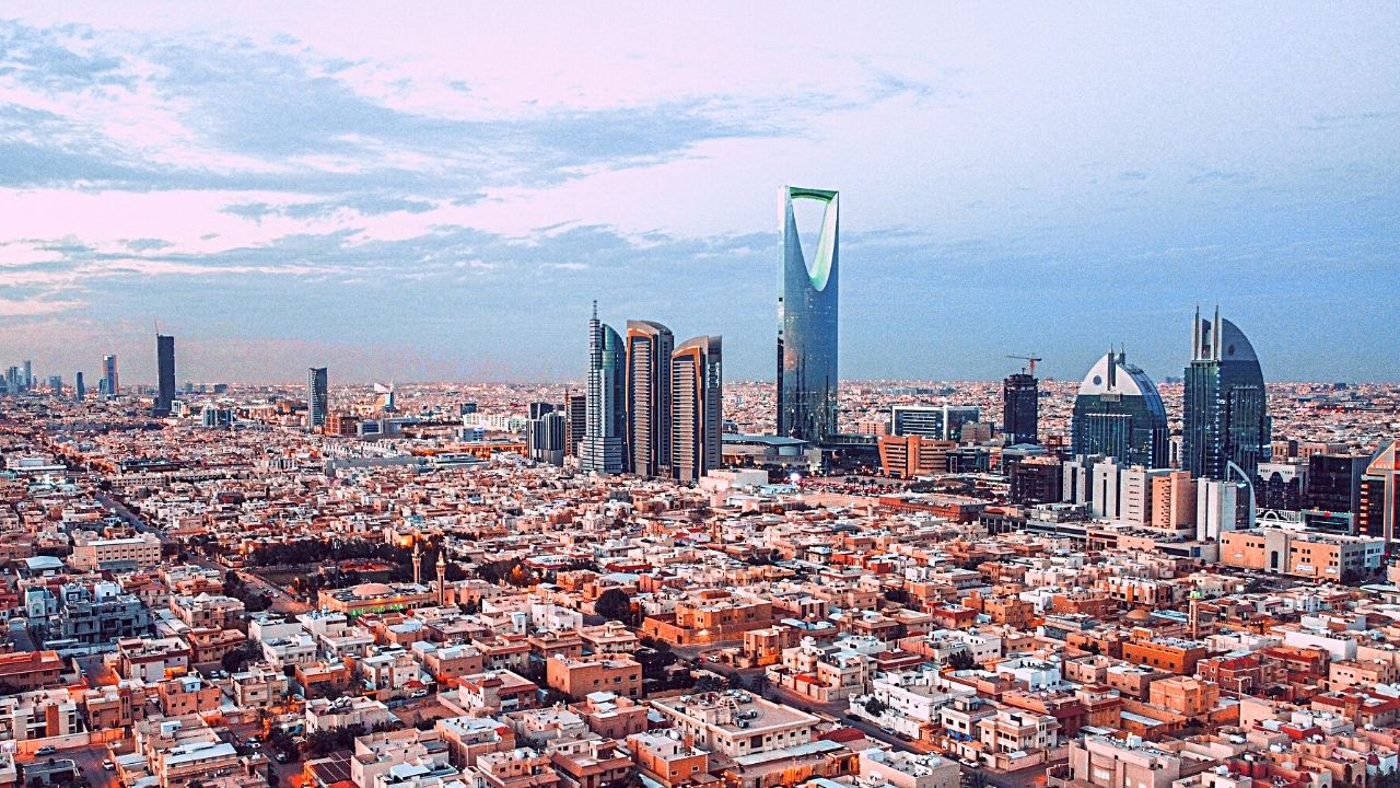 44 شركة عالمية تنقل مقارها الإقليمية إلى العاصمة السعودية الرياض