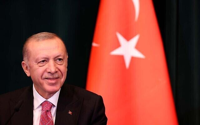أردوغان: بإمكان تركيا وإسرائيل التعاون لنقل الغاز إلى أوروبا
