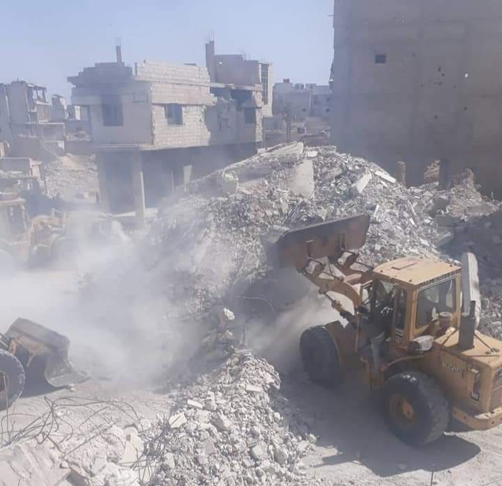 في ريف دمشق .. وفاة أب وأبنه نتيجة انهيار مبنى قديم مؤلف من أربعة طوابق