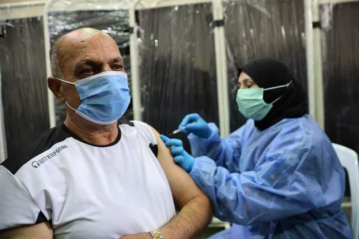 مدير صحة دمشق يكشف عدد متلقي لقاح كورونا بشكل كامل