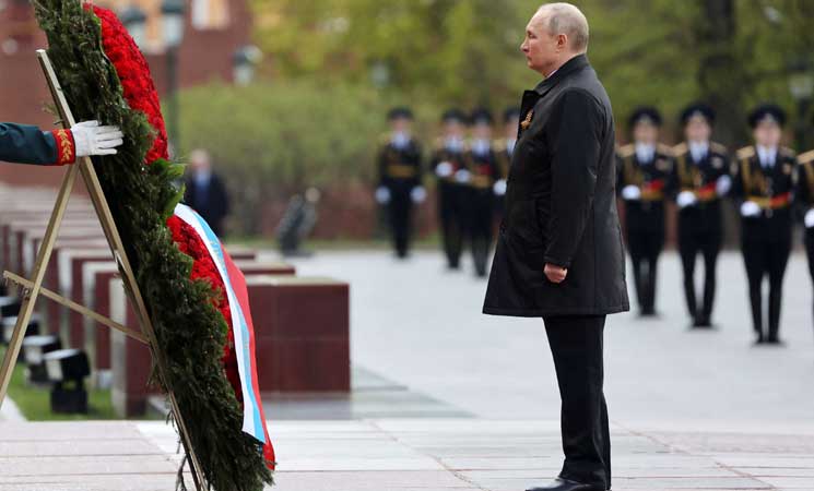 بوتين يحذر من “حرب عالمية” أخرى في ذكرى انتصار الاتحاد السوفيتي على ألمانيا النازية (صور)