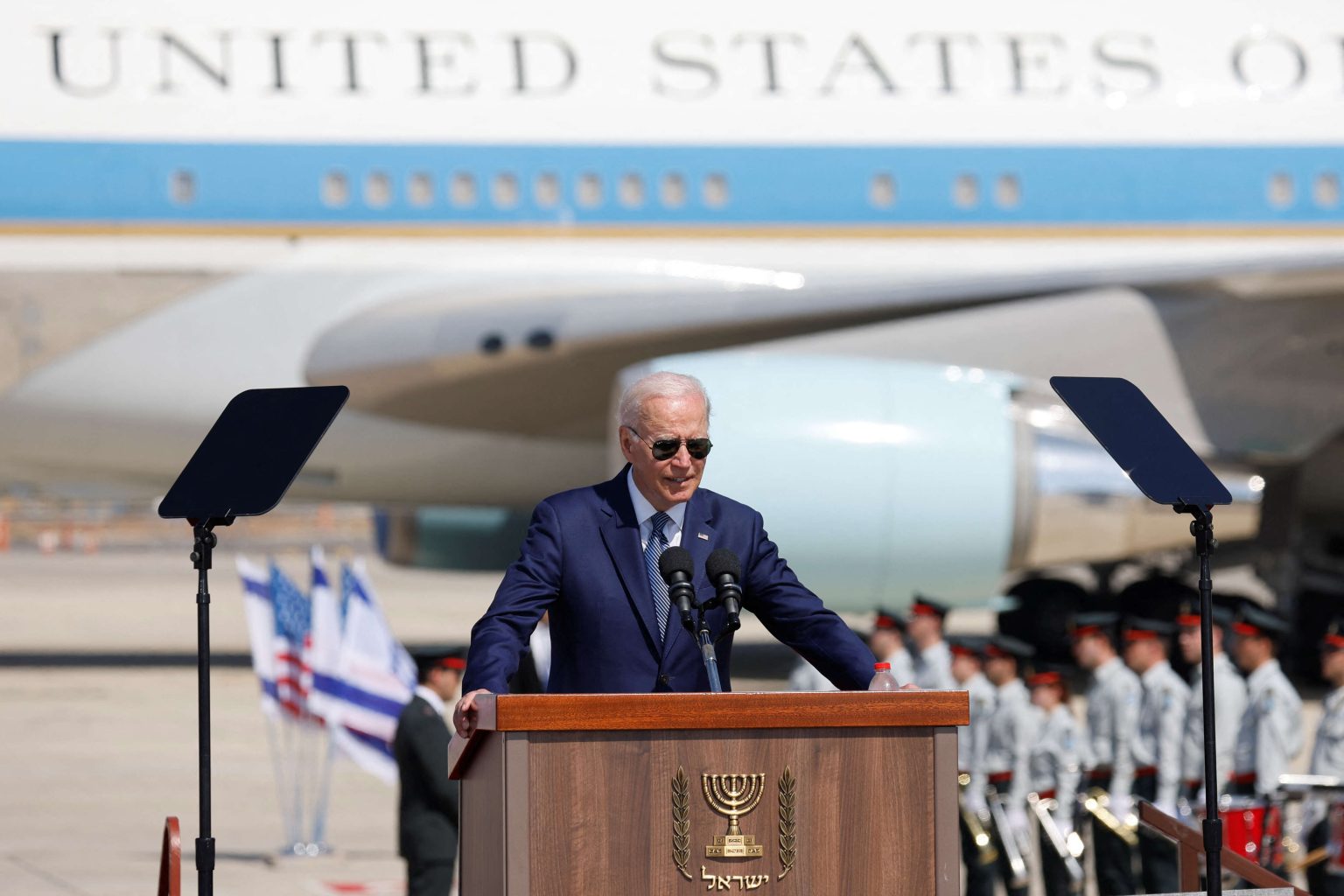 الرئيس الأمريكي يعد من "إسرائيل" بـ"تعزيز العلاقات على نحو أكبر"