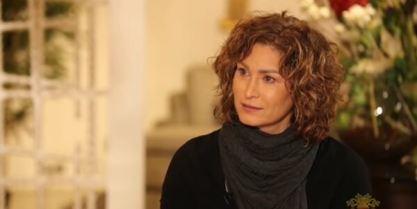 كاتبة فيلم “خيمة 56” ترد على الانتقادات وتصرح: "فخورة بالفيلم ولن أعتذر"