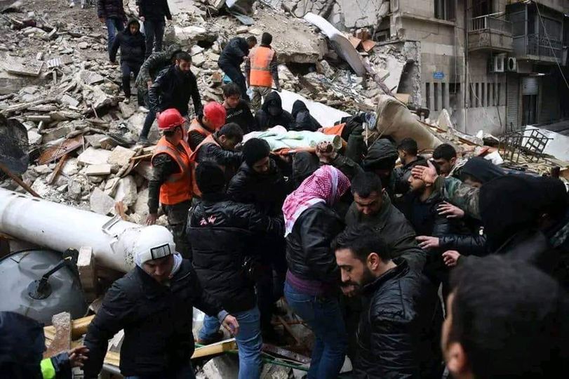 لبنان يرسل 15 عنصراً من فوج الهندسة إلى سورية للمساهمة في  أعمال إنقاذ المنكوبين جراء الزلزال