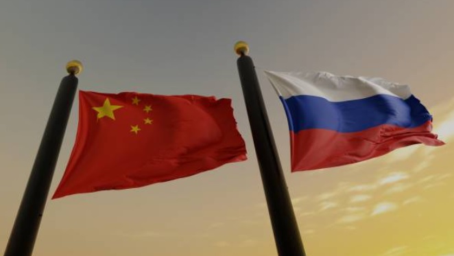 هل تنجح الصين وروسيا بضرب الدولار
