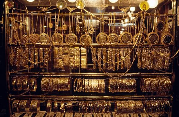 سعر غرام الذهب يرتفع 4 آلاف ليرة في السوق المحلية