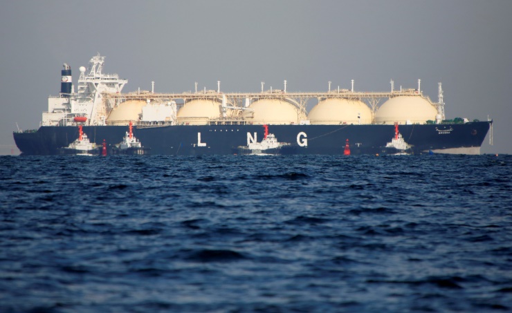 أمريكا تزيح قطر وأستراليا عن صدارة أكبر مصدري الغاز المُسال في العالم