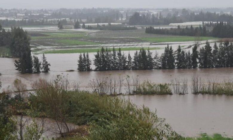 غرق 4 مواطنين في فيضانات سهل عكار بطرطوس